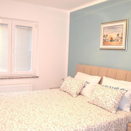 Apartments Krajacic Malinska Luaran gambar