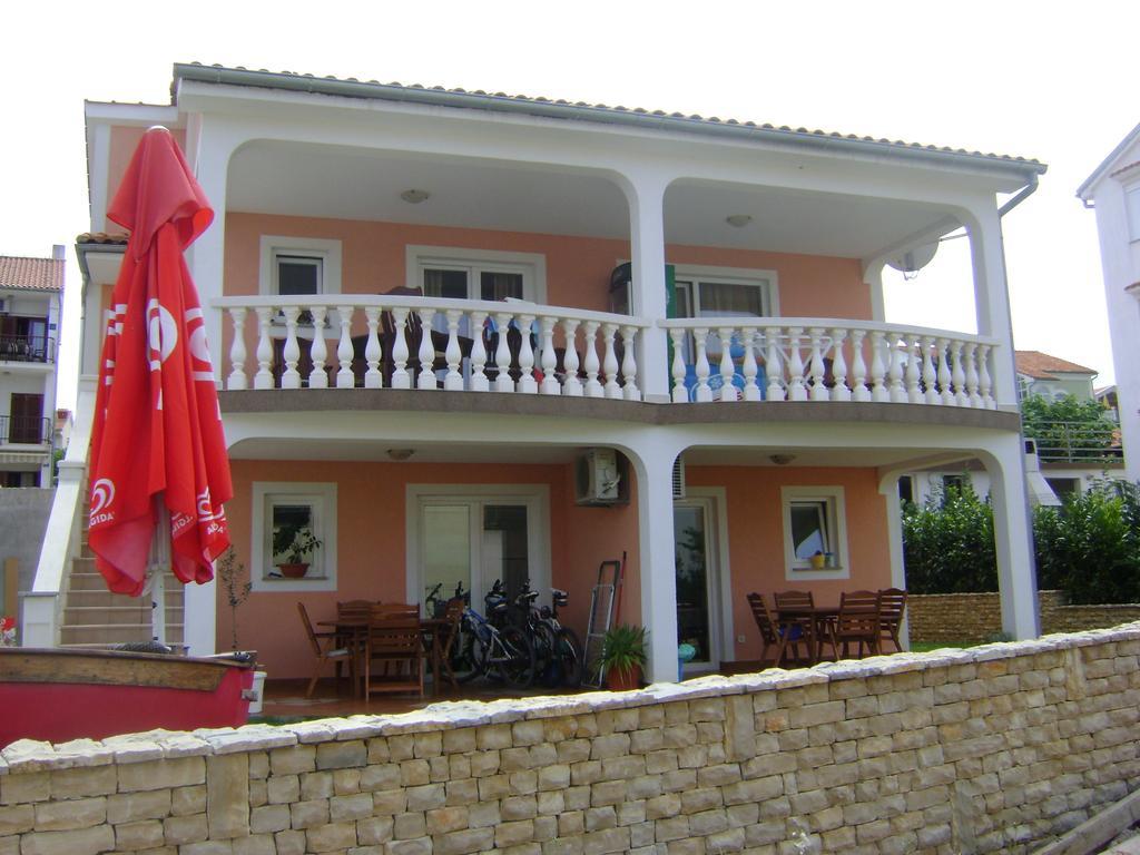 Apartments Krajacic Malinska Luaran gambar